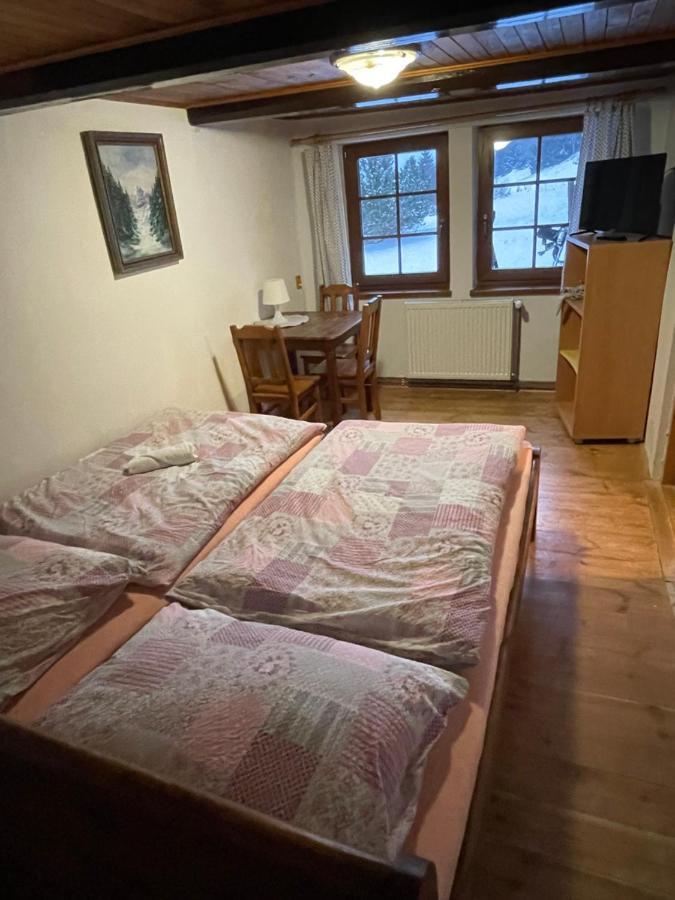 Hepnarova Bouda Hotel Horni Mala Upa Luaran gambar